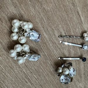 Lee angel costume Pearl and rhinestone clip on earrings and barrettes